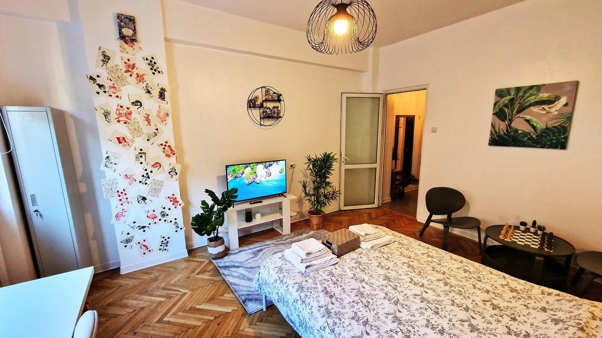 Apartment Warm Haven Studio - Calea Victoriei - Free Minibar Bucharest Romania