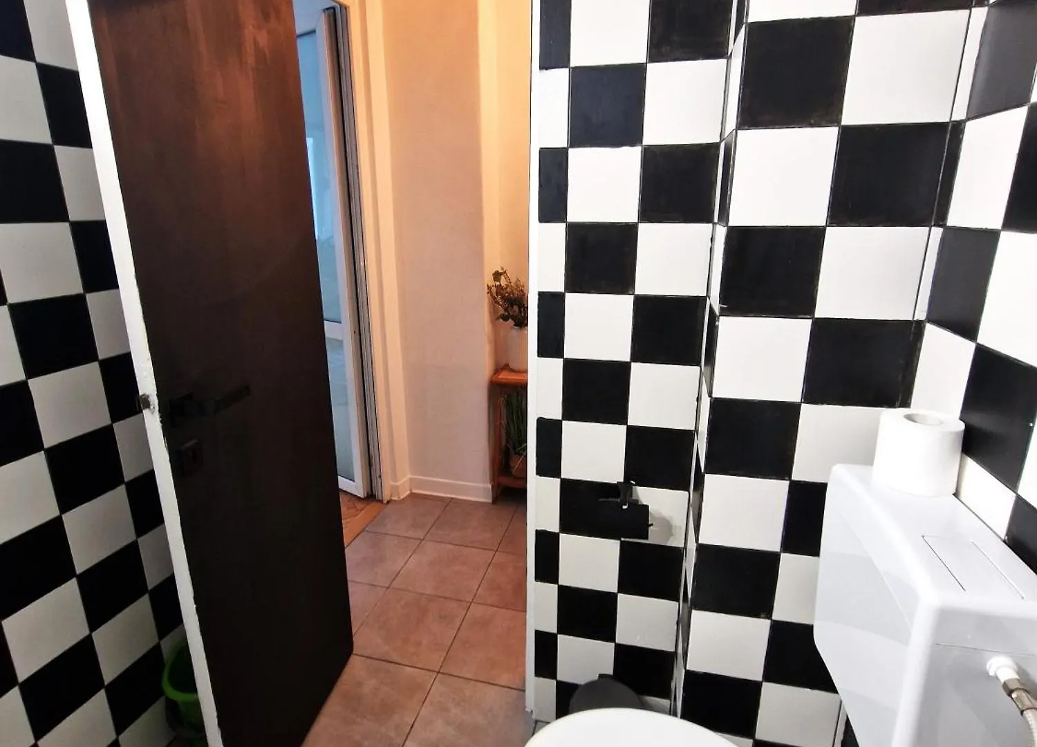 Warm Haven Studio - Calea Victoriei - Free Minibar Bucharest Apartment