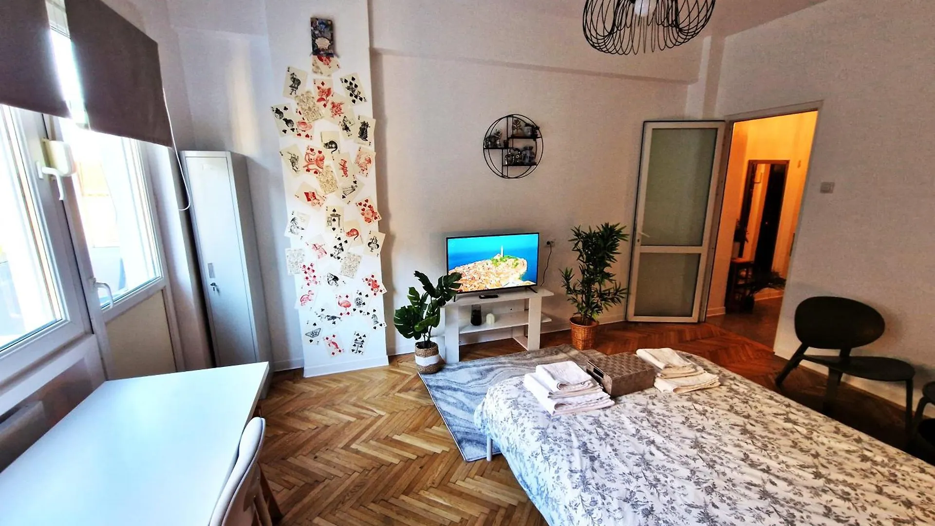 Apartment Warm Haven Studio - Calea Victoriei - Free Minibar Bucharest